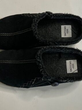 The Earth Origins cloth clog size 7.5